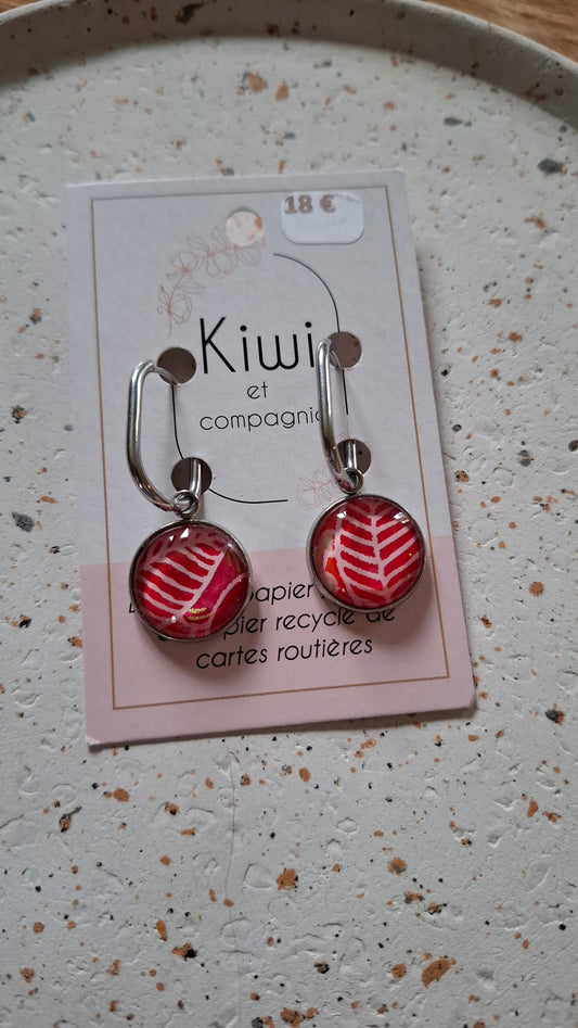 Boucles d'oreilles Créoles Dormeuses 20 mm - cabochons verre 16 mm - papier feuille rose - acier inoxydable