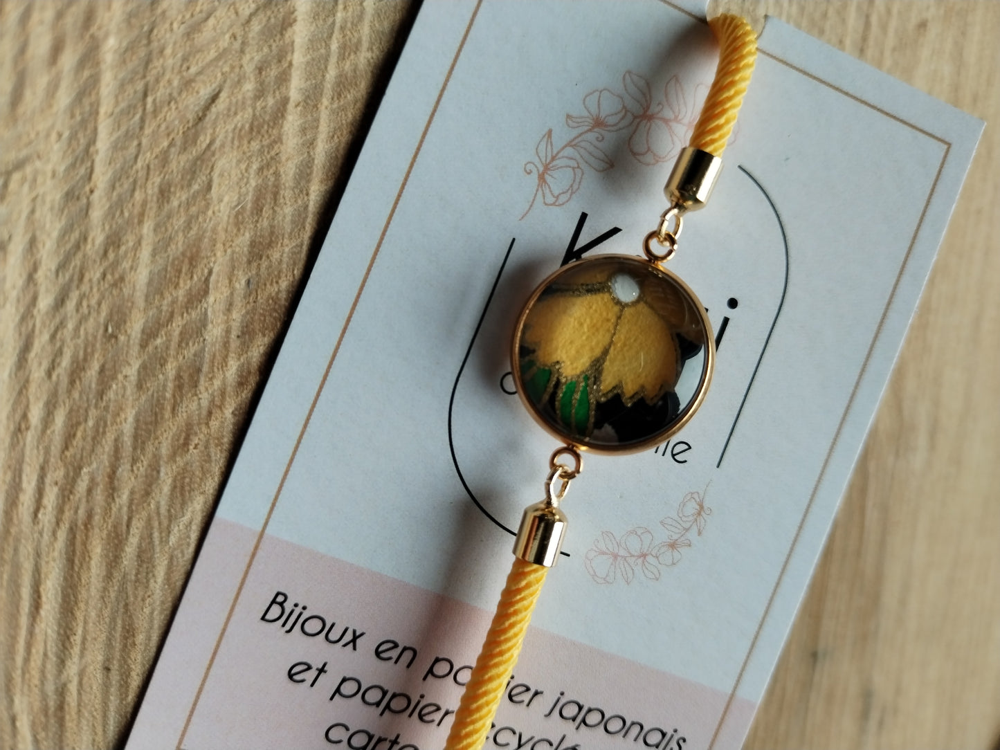 Bracelet réglable en coton jaune - cabochon en papier japonais floral jaune et noir