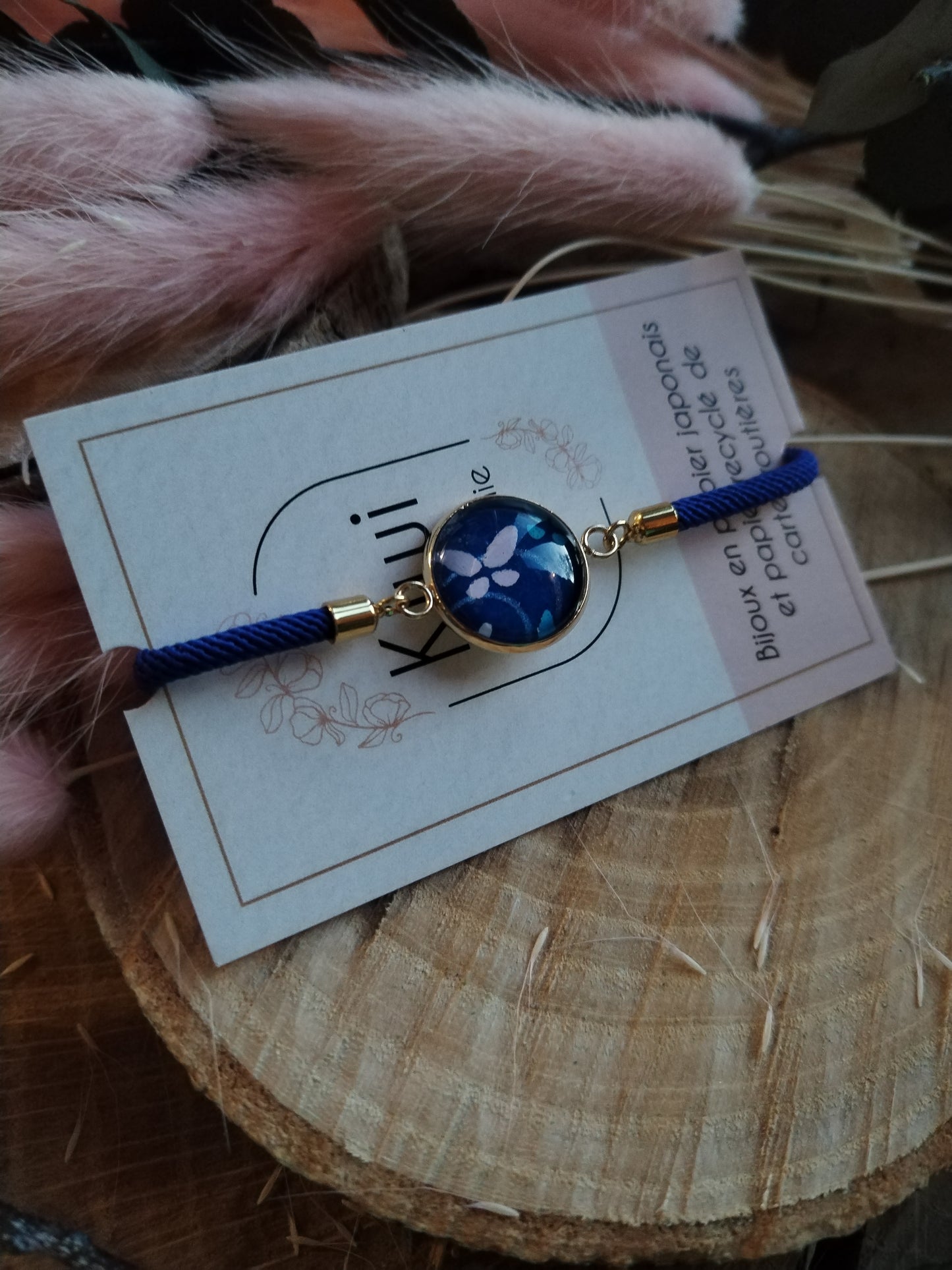 Bracelet réglable en coton bleu- cabochon bleu papillon