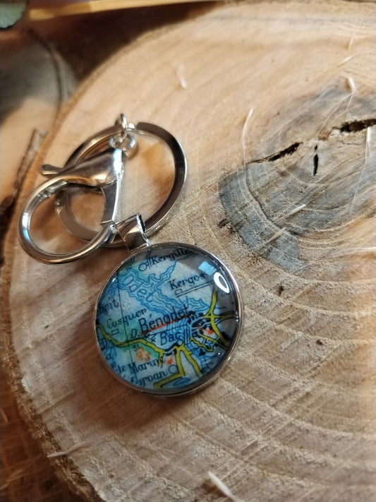 Porte-clefs cabochon 25mm - Recyclage carte routière - Bénodet (29 - Finistère - BZH)