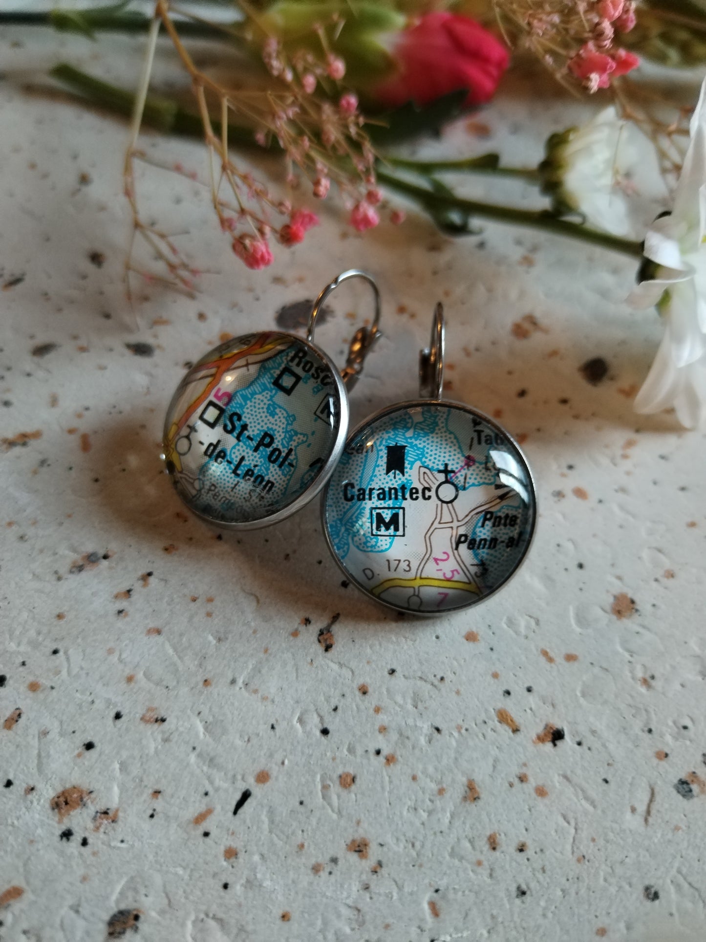 Boucles d'oreilles dormeuses rondes 18mm - Carte routière st Pol de Léon