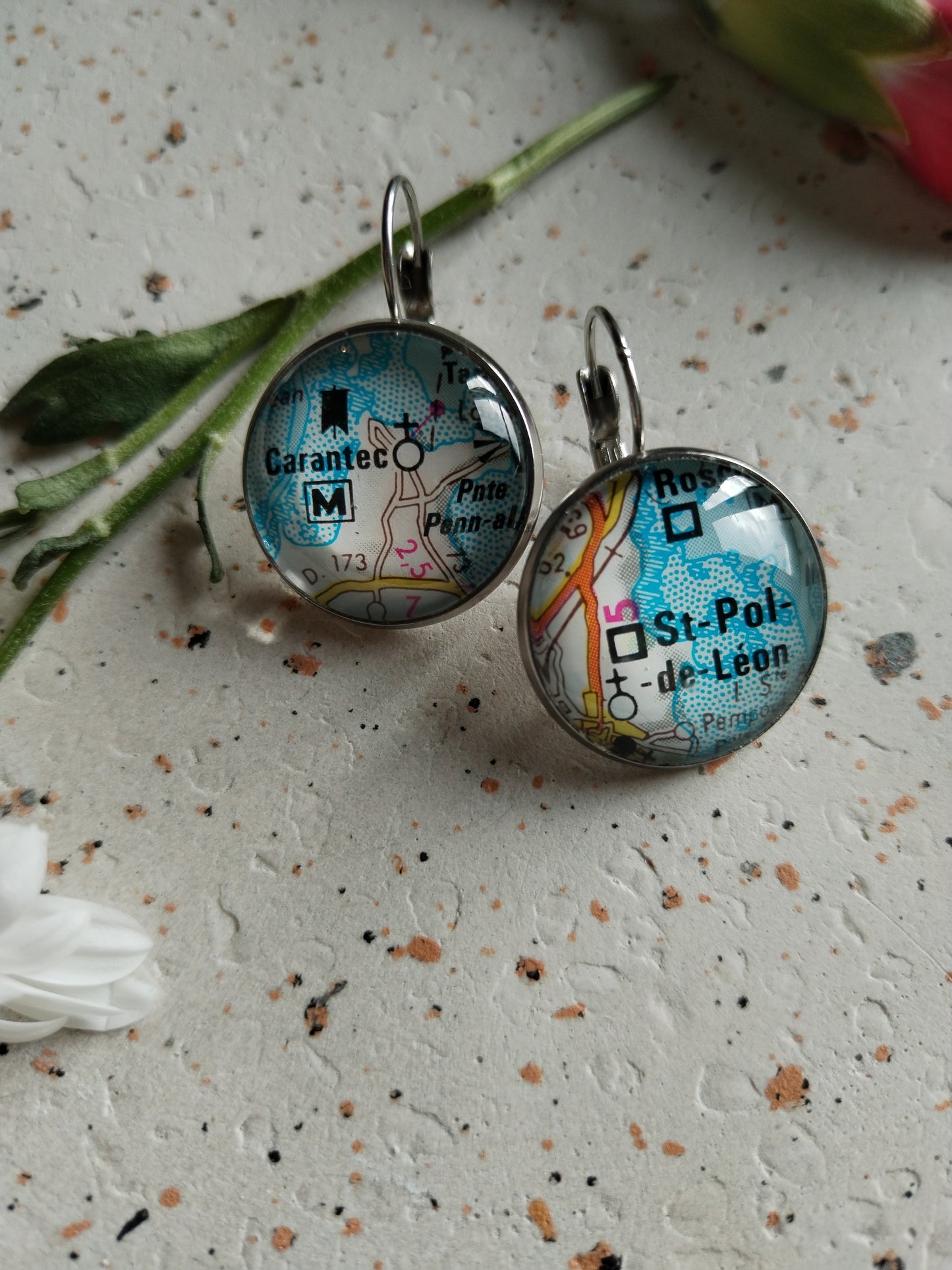 Boucles d'oreilles dormeuses rondes 18mm - Carte routière st Pol de Léon