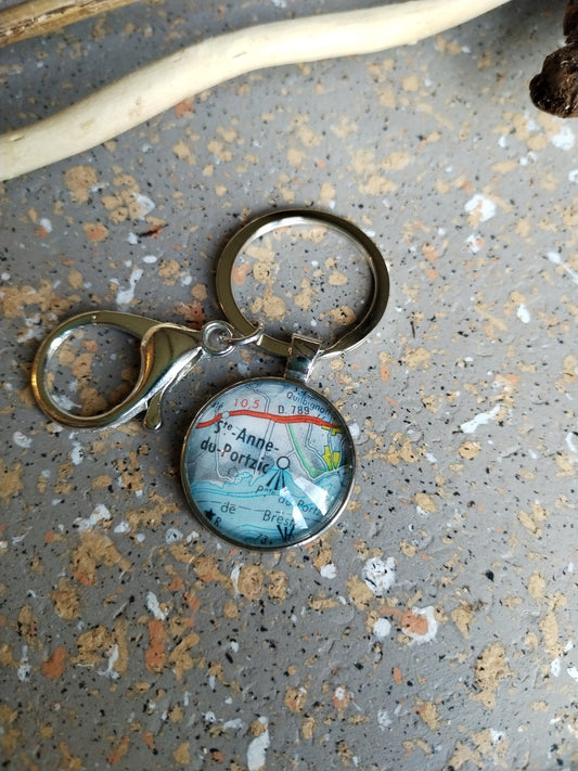 Porte clé ville STe Anne du Portzic carte routière -recyclage