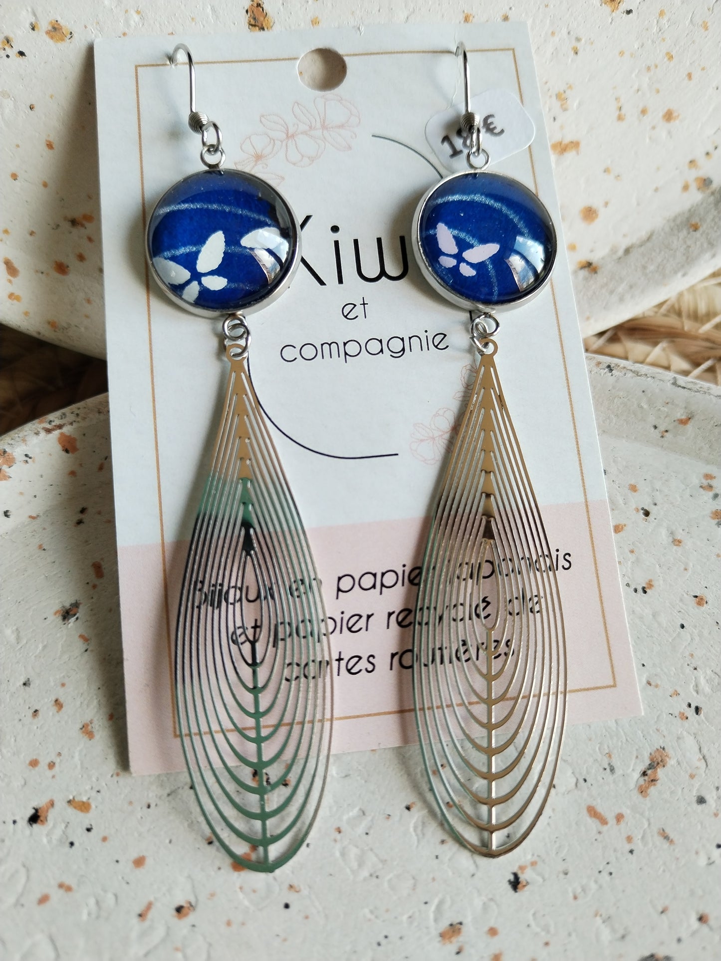 Boucles d'oreilles cabochons ronds 16mm - Acier inoxydable - papier japonais bleu papillon