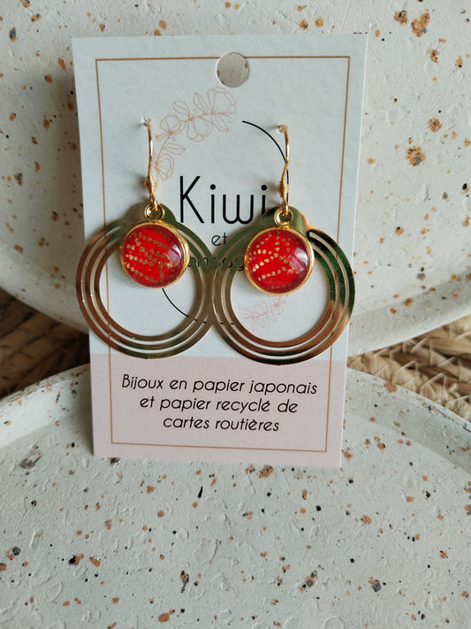 Boucles d'oreilles cabochons ronds 12mm - Acier inoxydable doré - pois dorés fond rouge + breloque cercle