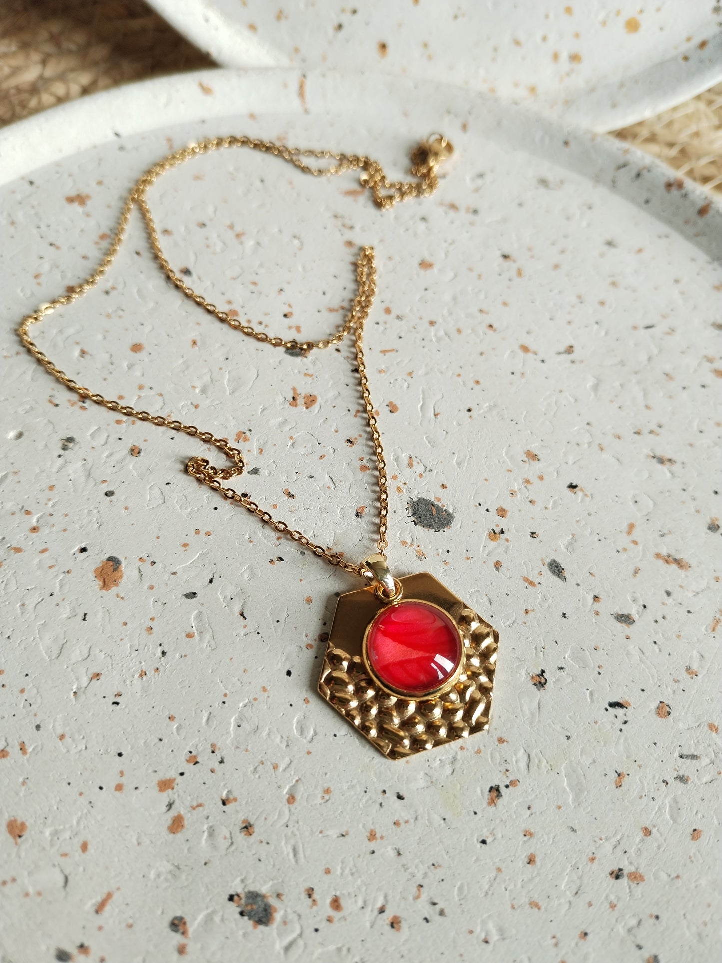 Collier cabochon en acier inoxydable doré - orange -rouge