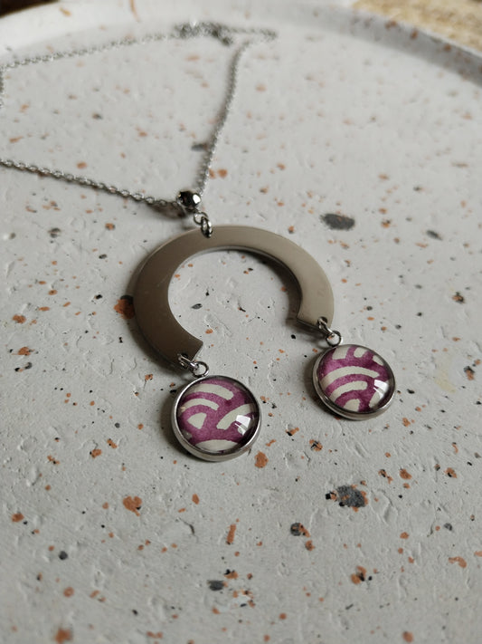 Collier acier violet breloque arc