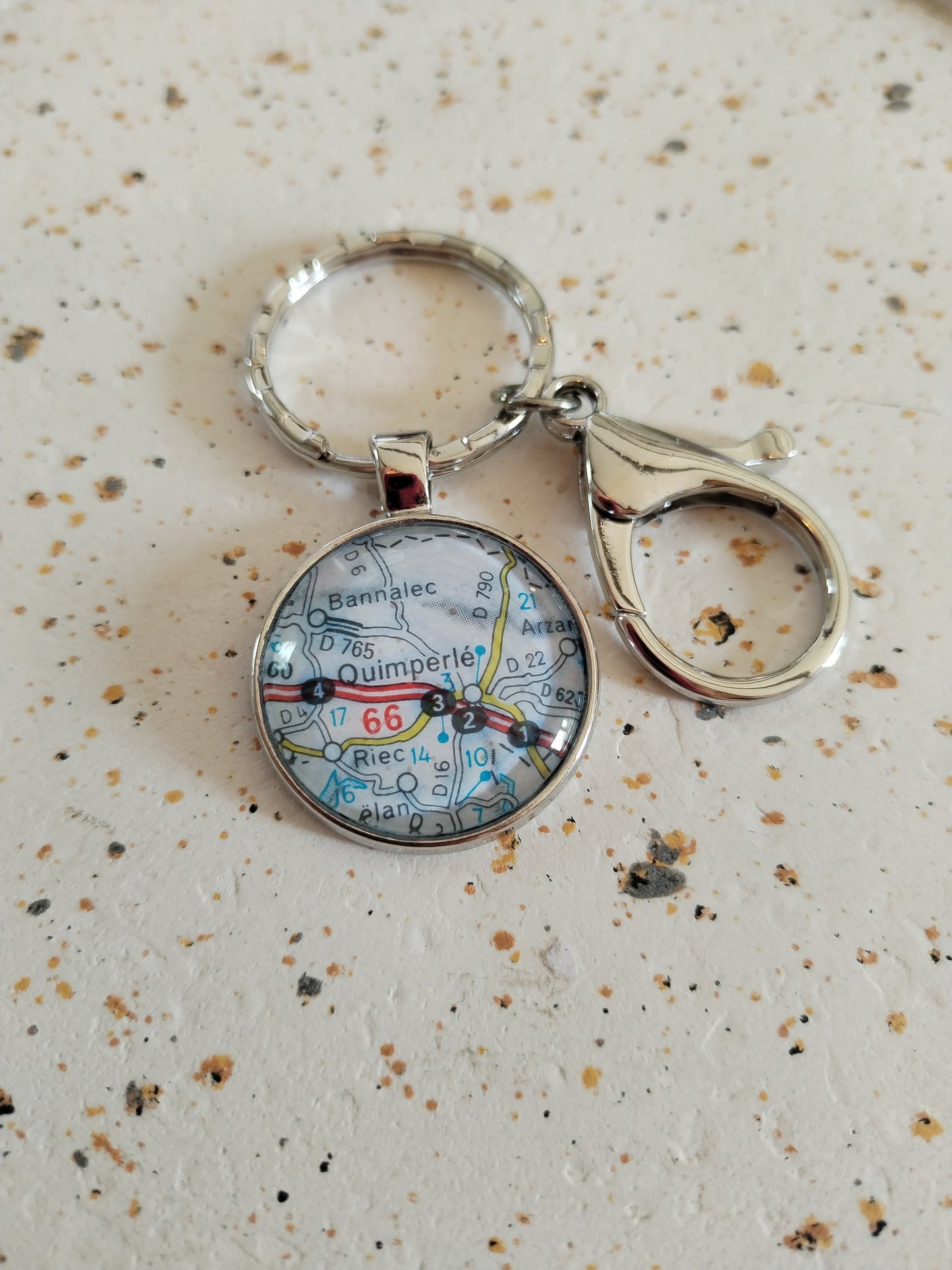 Porte clé recyclage carte routière - Quimperlé (29) - Finistère