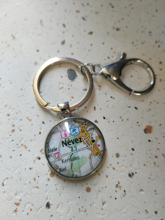 Porte-clé carte routière Névez – Création artisanale & éco-responsable