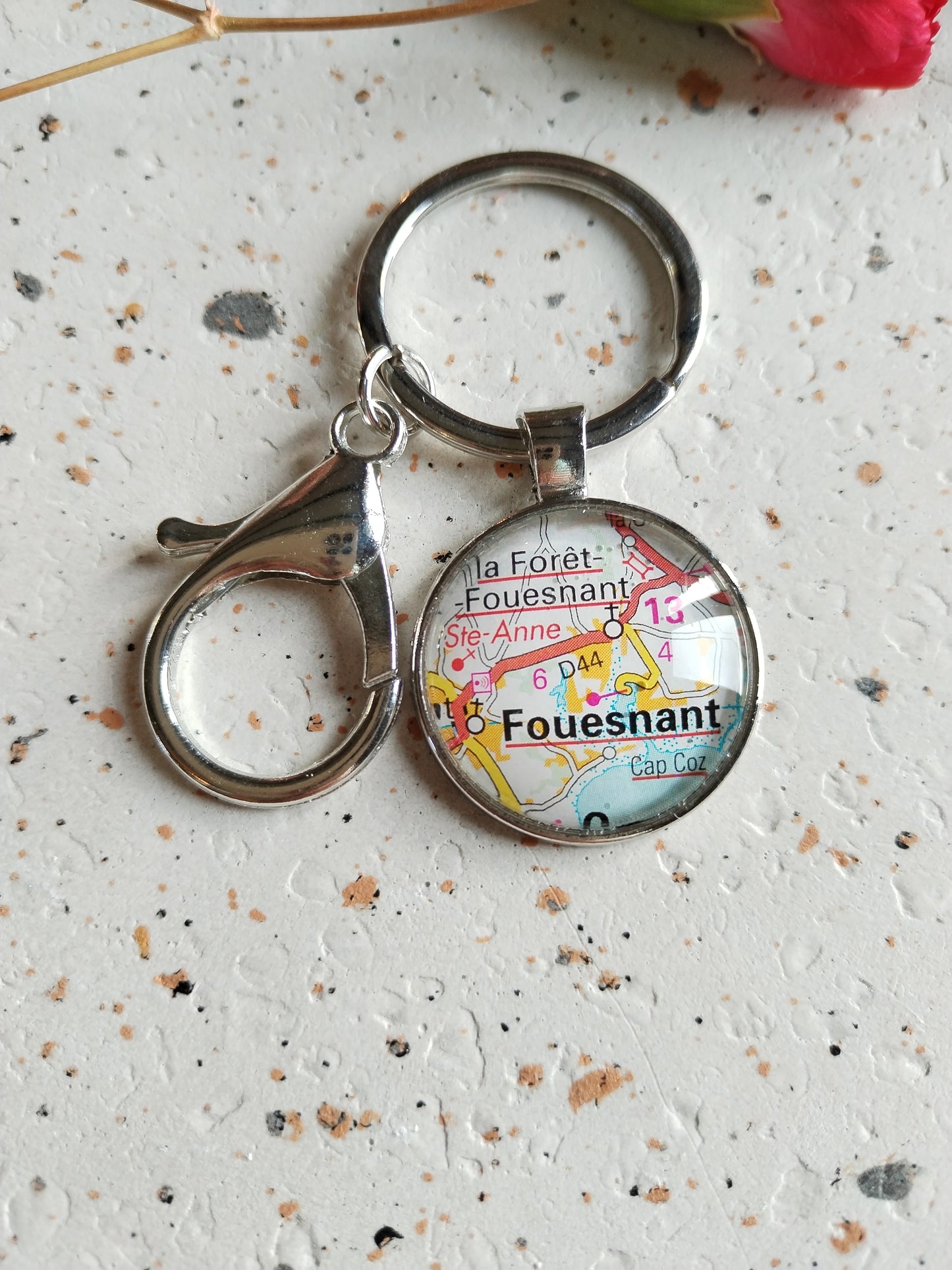 Porte clé ville Fouesnant carte routière -recyclage