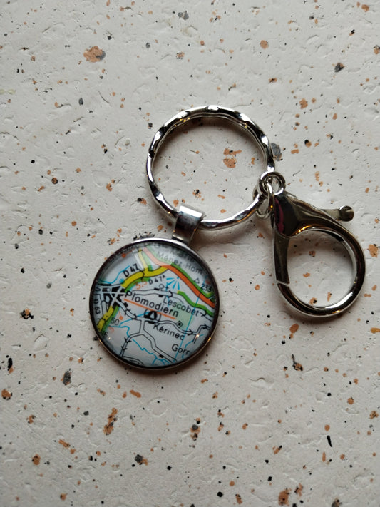 Porte clé recyclage carte routière - plomodiern (29) - Finistère