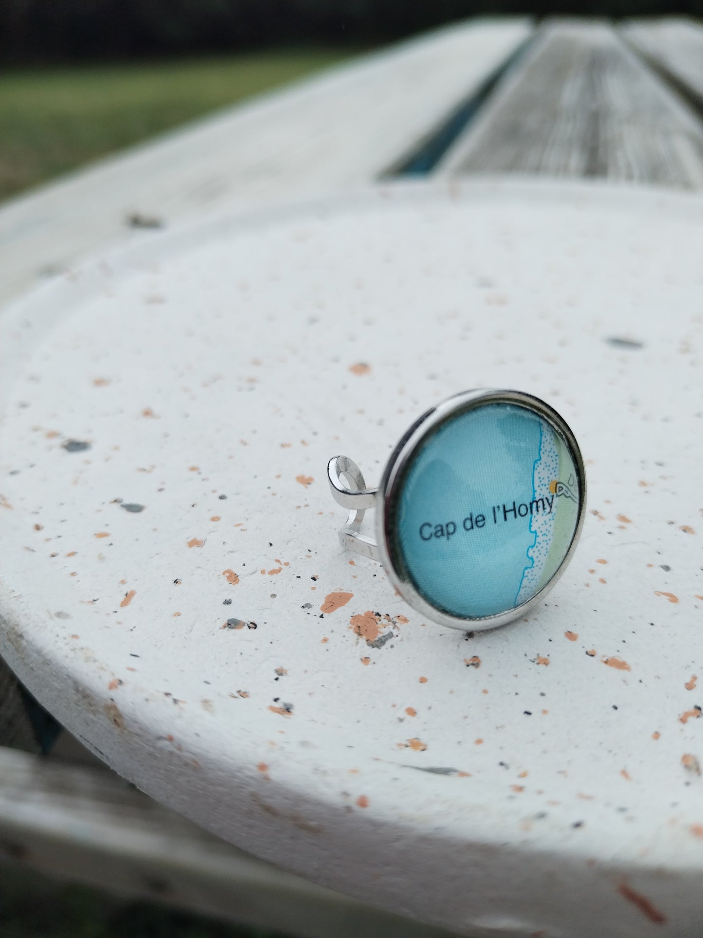 Cap de l'homy- Bague ajustable ronde cabochon 20mm - Recyclage carte routière