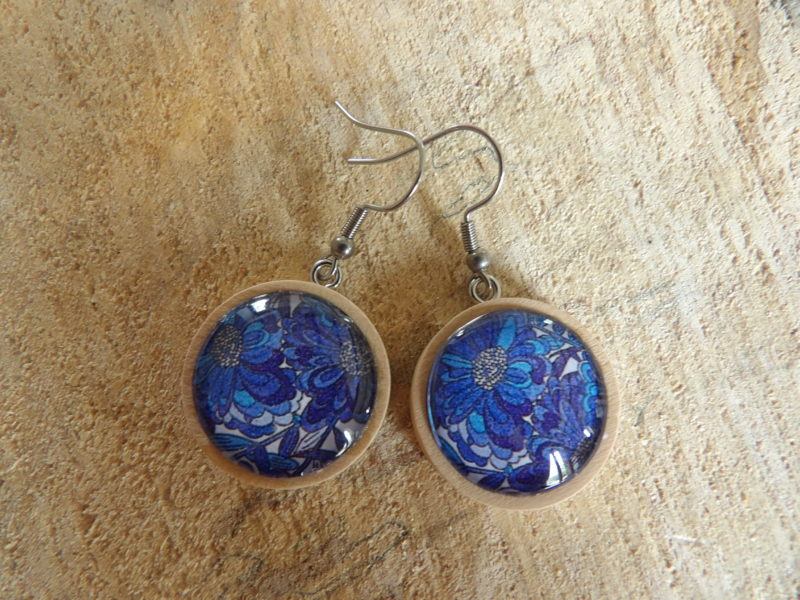 fleu bleu foncé