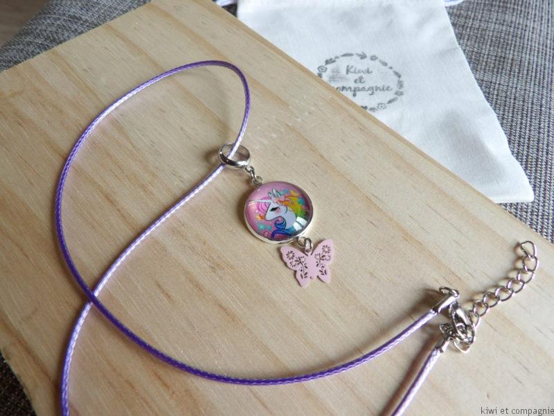 Collier enfant - licorne arc en ciel