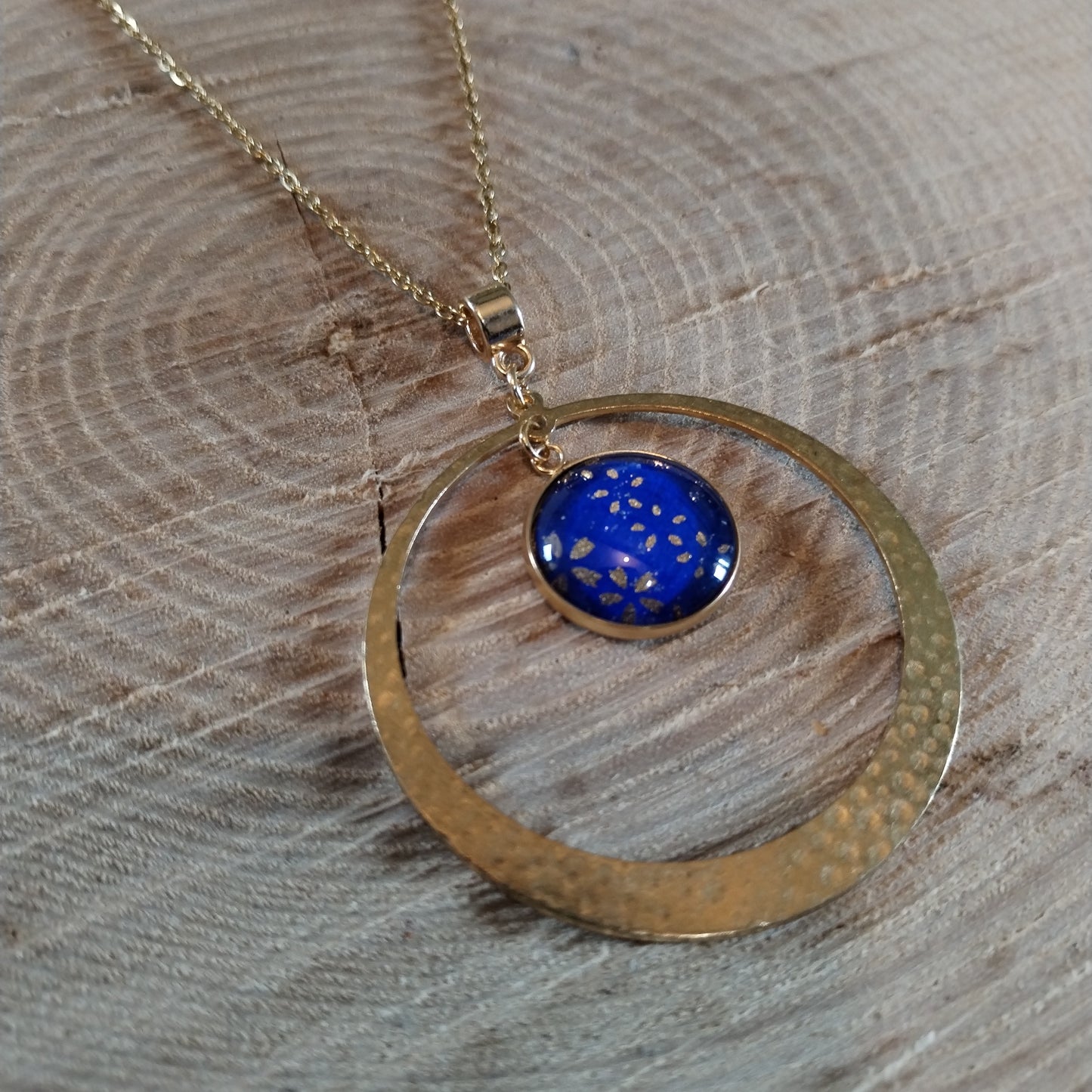 Collier acier doré bleu