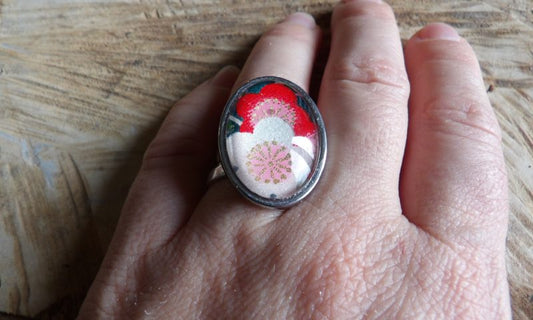 Bague cabochon ovale de 18x25mm - collection flora : gris, rouge, blanc - acier inoxydable