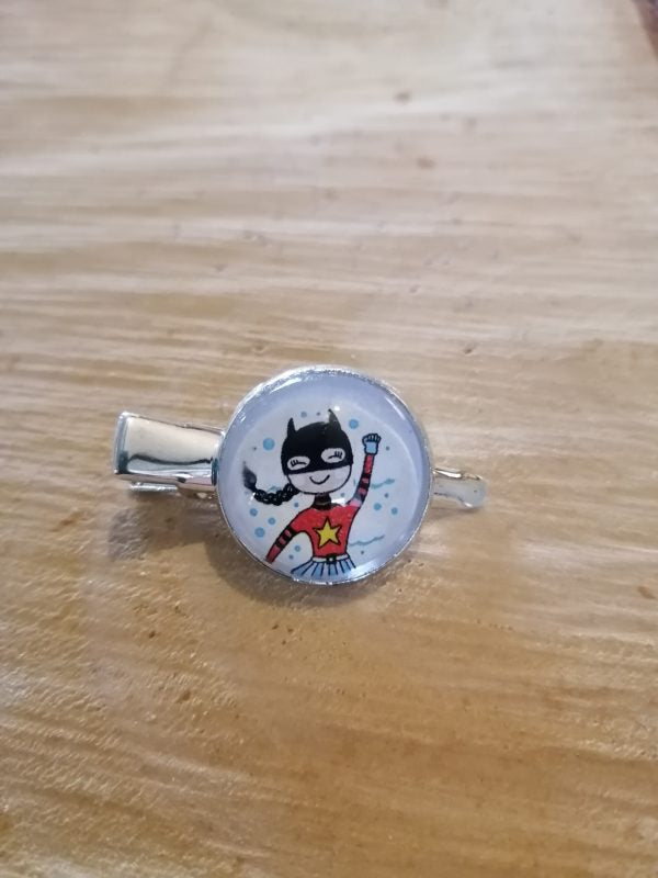 Barrette - superwoman tunique rouge étoile jaune
