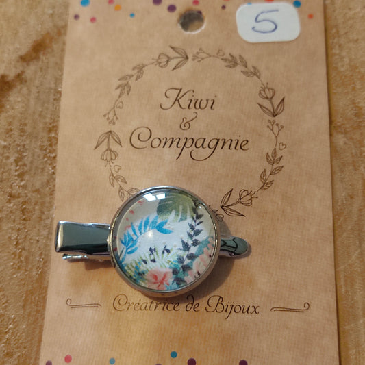 Barrette - fleurs et feuilles, fond blanc