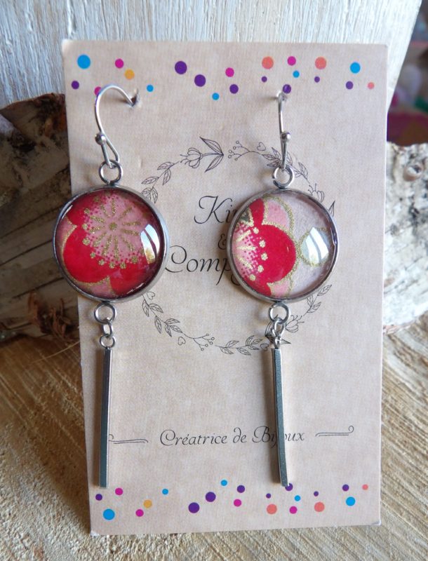 Boucles d'oreilles cabochons ronds 18mm avec tube métal - papier japonais rouge, rose et doré