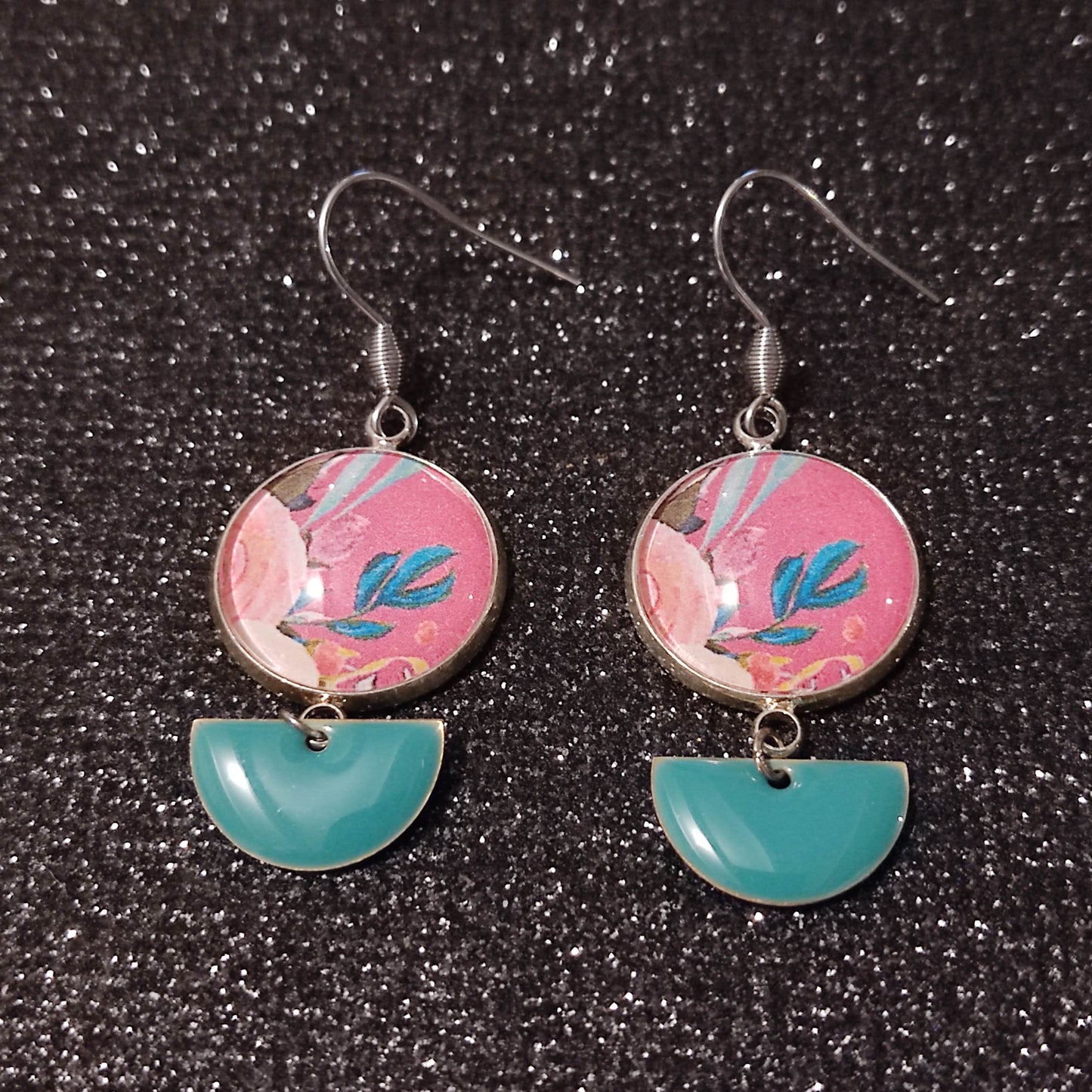 Boucles d'oreilles cabochons ronds 18mm - Acier inoxydable -floral rose et vert, sequin demi cercle bleu canard