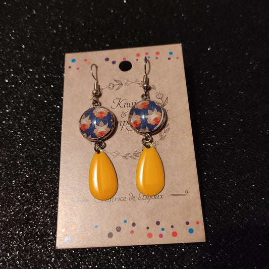 Boucles d'oreilles cabochons 14mm - Acier inoxydable - floral fond bleu nuit, breloque jaune tournesol