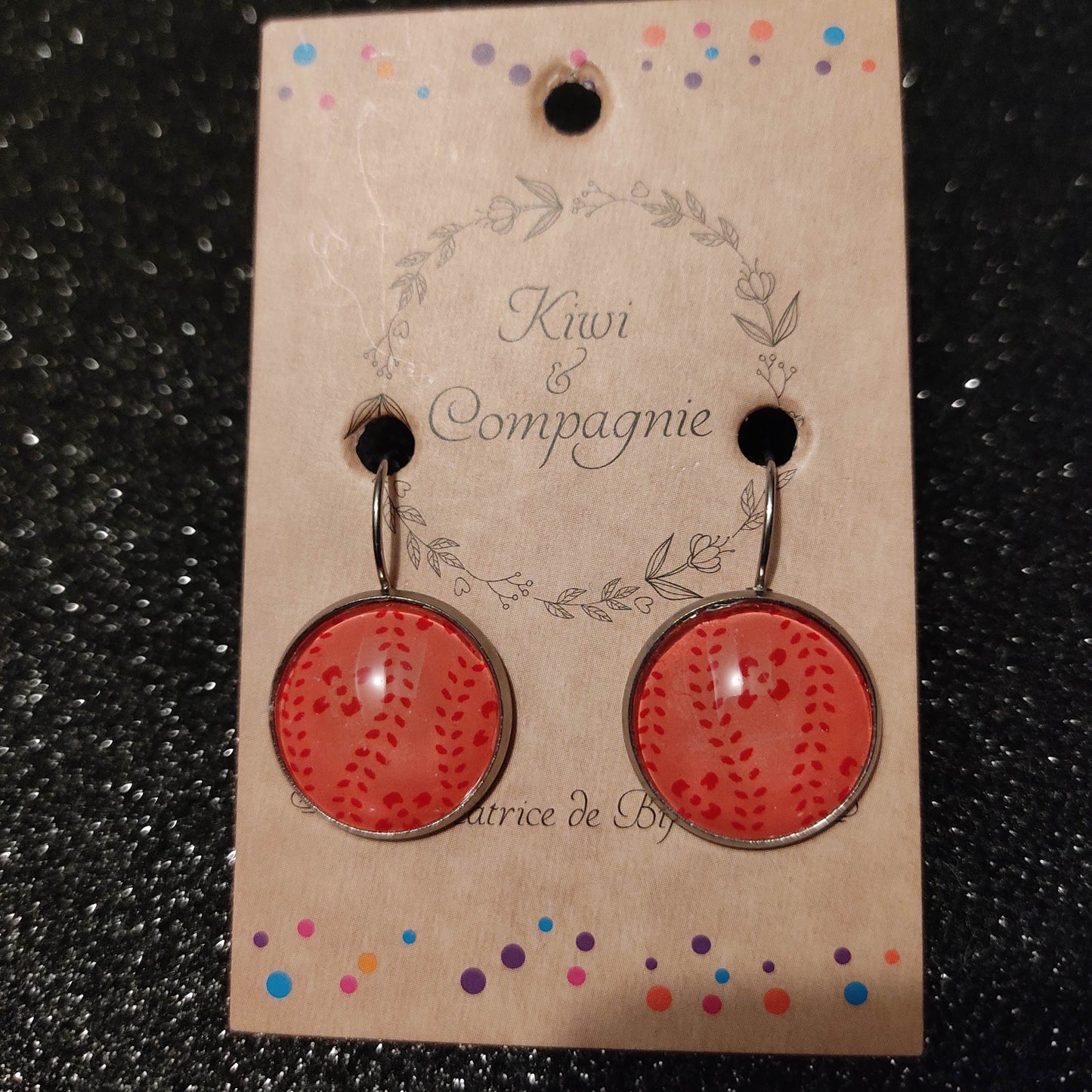 Boucles d'oreilles dormeuses rondes 18mm - Métal argenté - graphique fond rose pastel