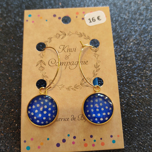 Boucles d'oreilles Créoles 25 mm - cabochons verre 16 mm - papier japonais pois argentés sur fond bleu