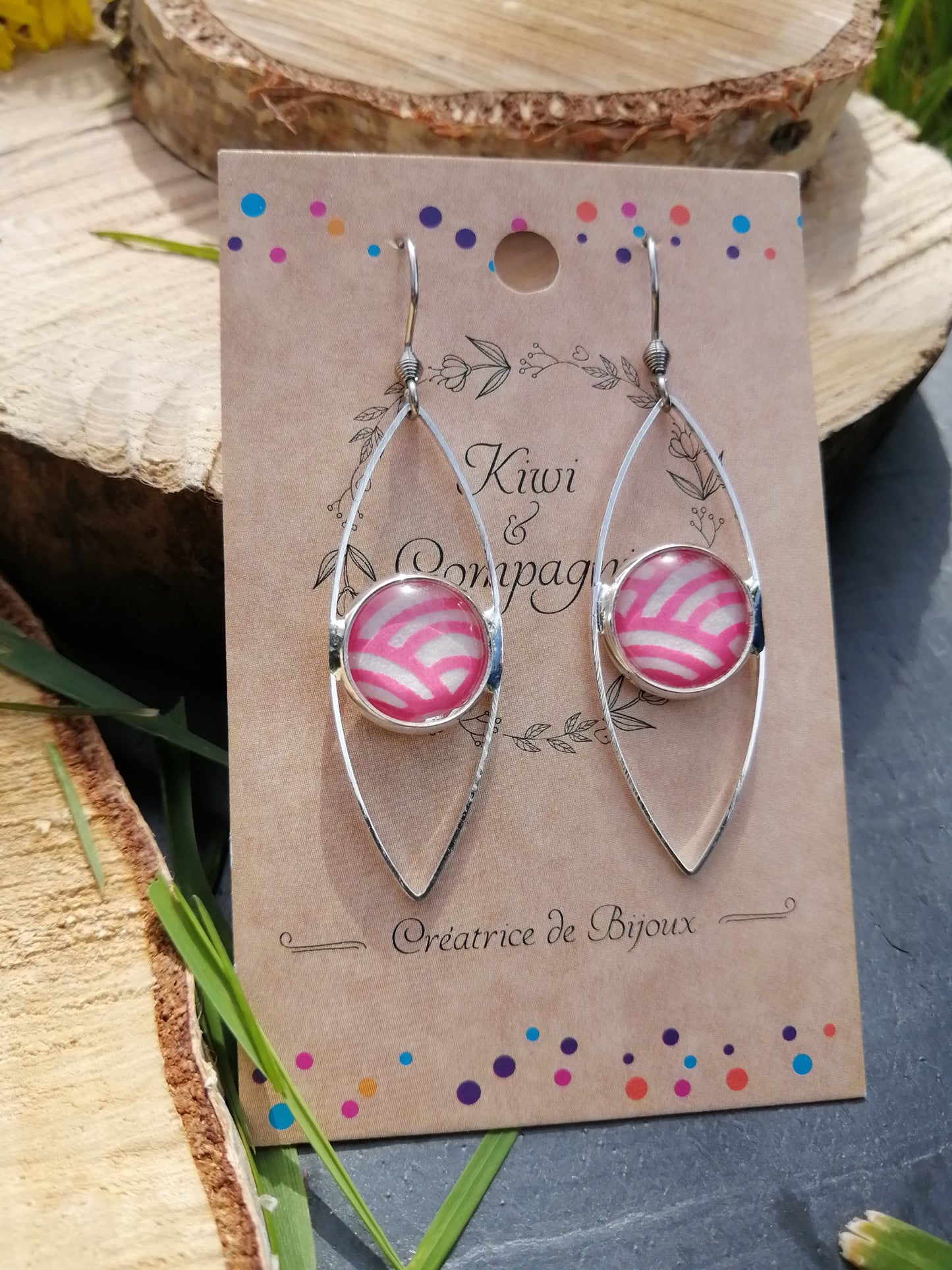 Boucles d'oreilles oeil cabochon 12mm - Métal argenté - rosaces rose et blanc