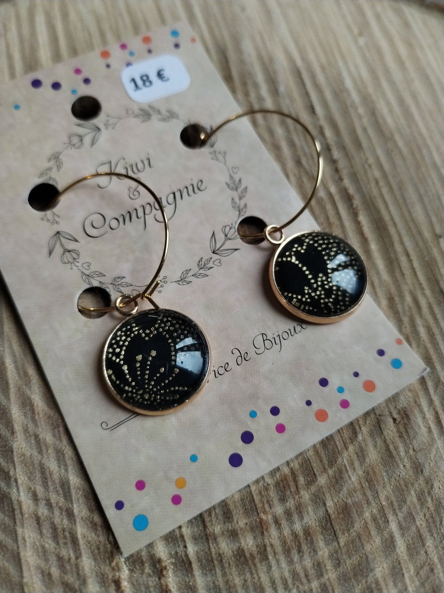 Boucles d'oreilles Créoles 25 mm - cabochons verre 16 mm - papier japonais floral doré et fond noir - acier inoxydable doré