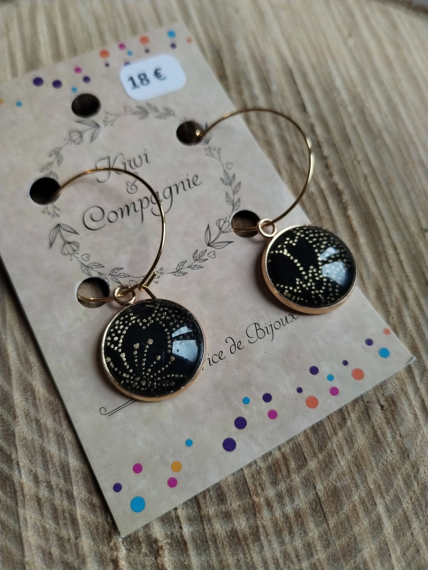 Boucles d'oreilles Créoles 25 mm - cabochons verre 16 mm - papier japonais floral doré et fond noir - acier inoxydable doré