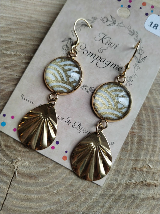 Boucles d'oreilles cabochons 16mm - Acier inoxydable doré - papier japonais graphique doré et blanc - breloque pétale acier inoxydable doré