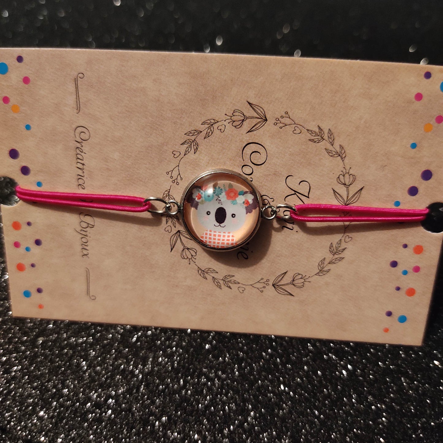 Bracelet élastique couleur rose avec cabochon 14mm -koala