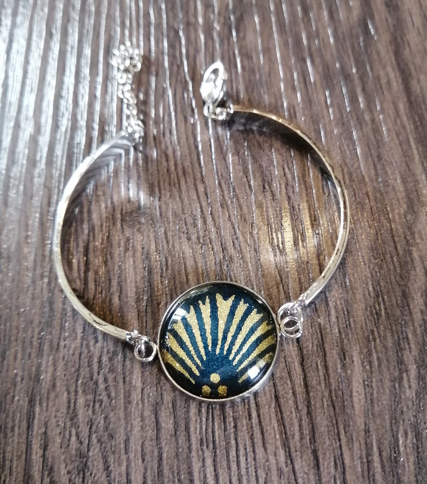 Bracelet rigide acier inoxydable - 20mm - Graphique doré, fond gris ardoise
