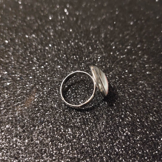 Bague fille - cabochon 14mm - graphique dorée, rose et bleue - fond blanc