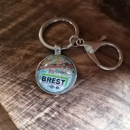 Porte-clefs cabochon 25mm - Recyclage carte routière - Brest (29)