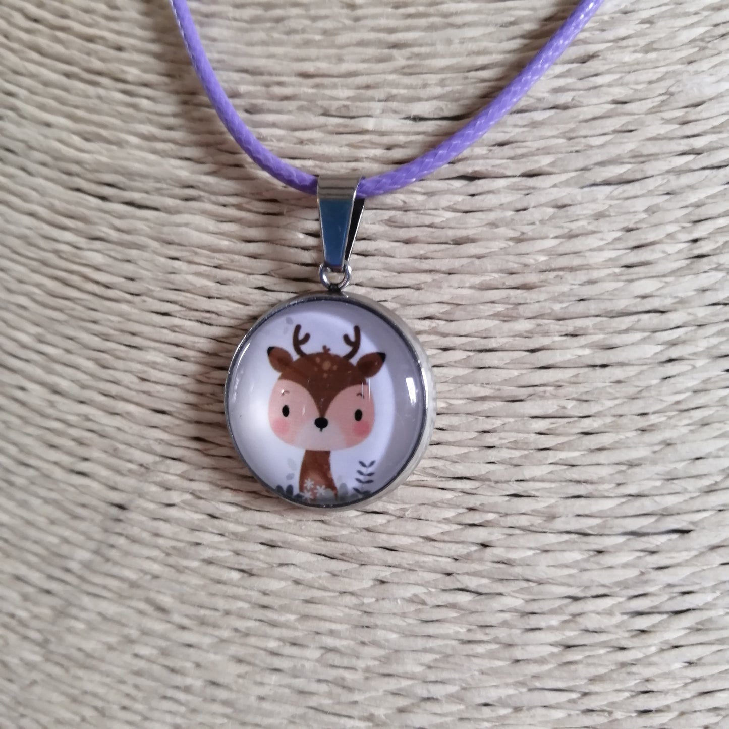 Collier enfant - renne - pendentif acier inoxydable - cordon violet