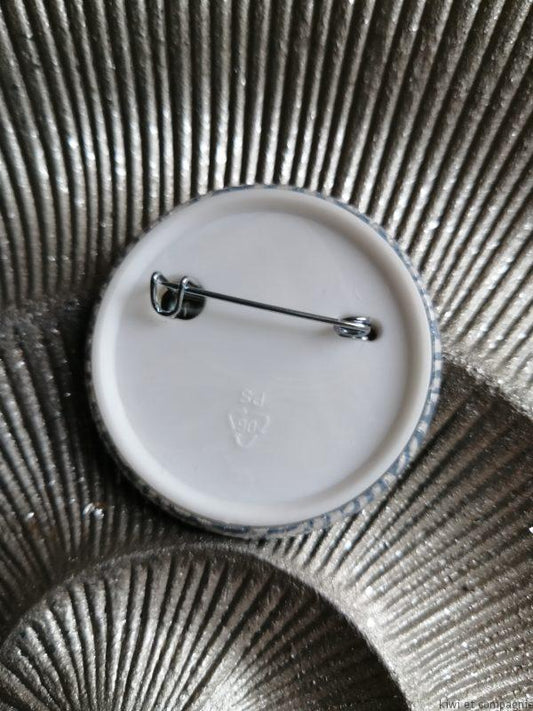 Badge 44 mm - vague bleu ciel