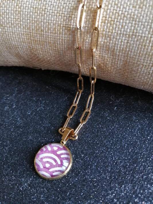 Collier avec sautoir cabochon 18mm - Acier inoxydable doré - graphique blanc et violet