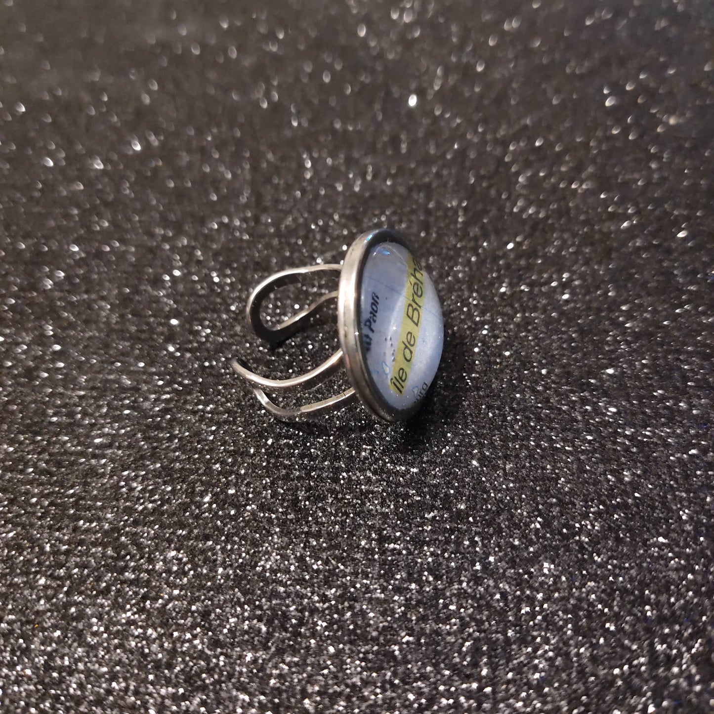 Ile de Brehat (22) - Bague ajustable ronde cabochon 20mm - Recyclage carte routière