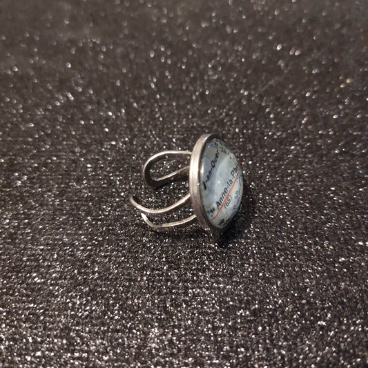 Sainte Anne La Palud (29) - Bague ajustable ronde cabochon 20mm - Recyclage carte routière