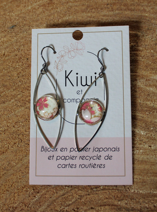 Boucles d'oreilles oeil cabochon 12mm - Métal Argenté - Papier japonais, fleurs roses , fond blanc