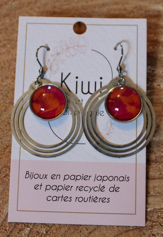 Boucles d'oreilles cabochons ronds 12mm - Métal argenté - fleurs orange, fond rose