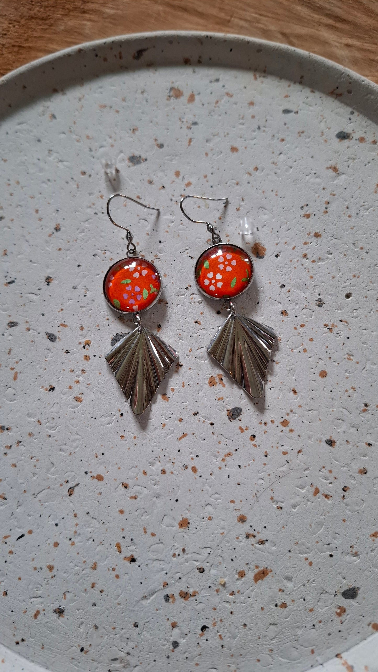 Boucles d'oreilles cabochons ronds 16mm - Acier inoxydable - papier japonais orange floral - breloque losange