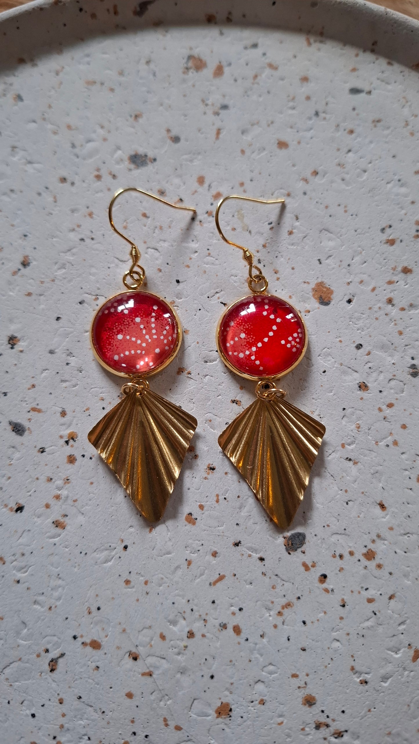 Boucles d'oreilles cabochons ronds 16mm - Acier inoxydable doré - papier japonais rouge floral - breloque losange