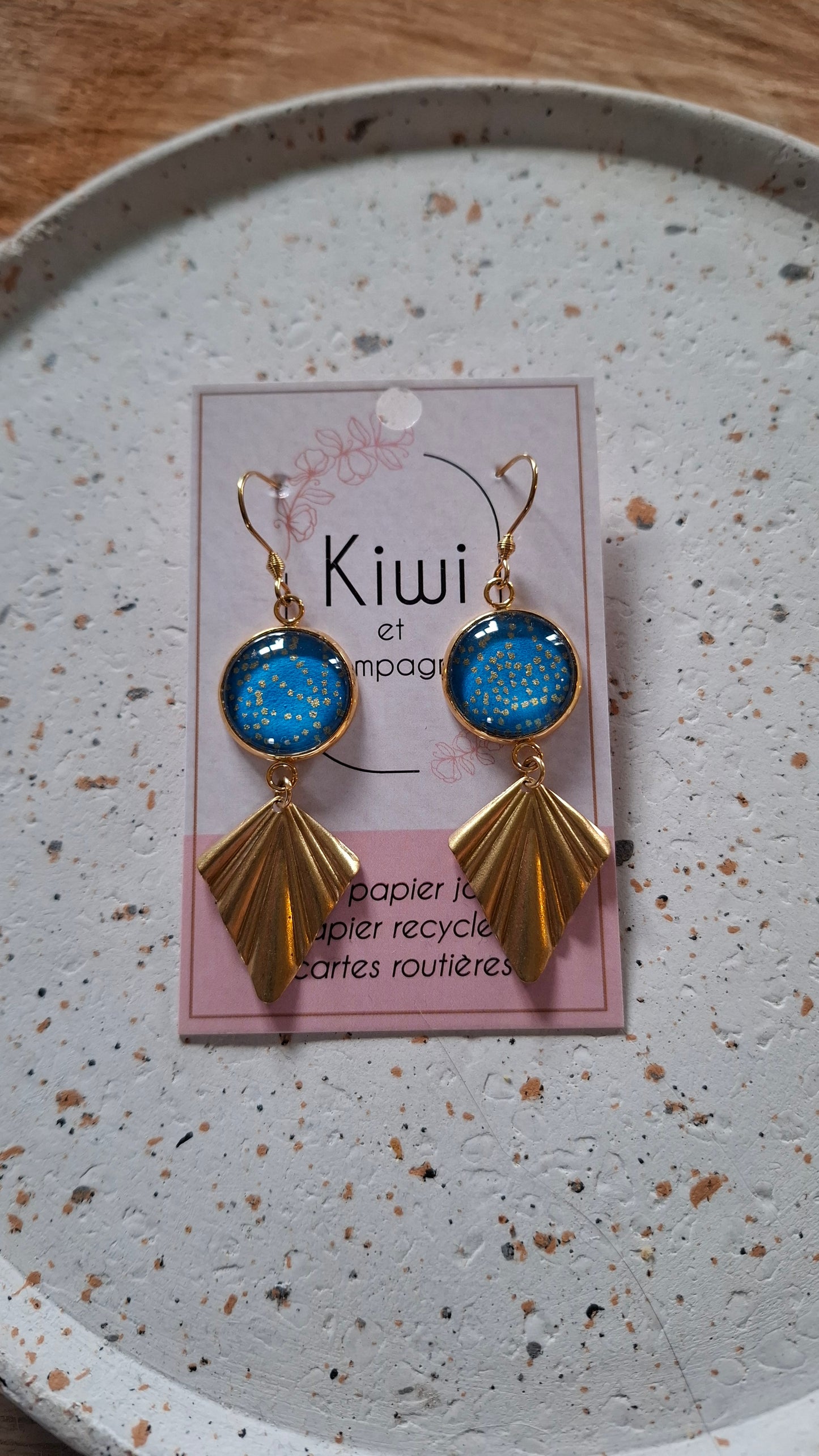 Boucles d'oreilles cabochons ronds 16mm - Acier inoxydable doré - papier japonais bleu petrol, pois dorés - breloque losange