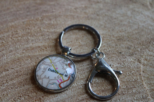 Porte-clefs cabochon 25mm - Recyclage carte routière - Etables sur Mer (22 - Côtes d'Armor - Bzh)