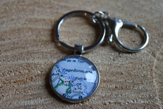 Porte-clefs cabochon 25mm - Recyclage carte routière - Plouha - Plage Bonaparte - Port-Moguer (22 - Côtes d'Armor - Bzh)