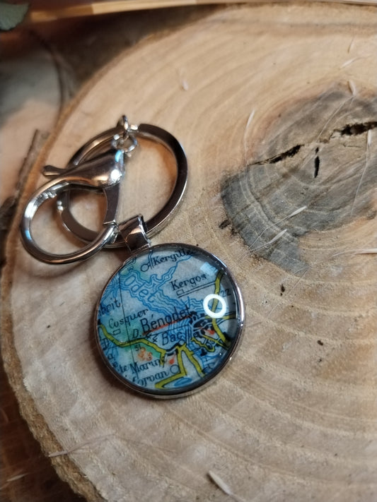 Porte-clefs cabochon 25mm - Recyclage carte routière - Bénodet (29 - Finistère - BZH)