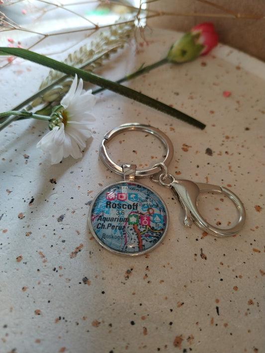 Porte clé  ville Roscoff carte routière -recyclage