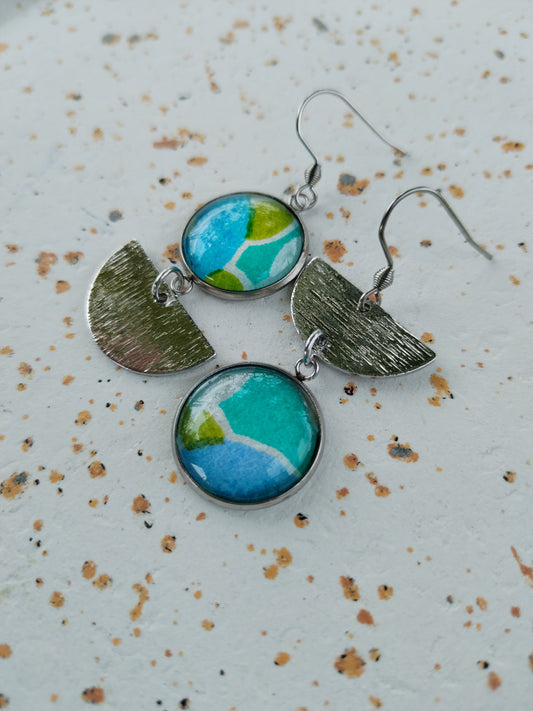 Boucles d'oreilles asymétriques - Cabochons 16mm - Acier inoxydable - Papier japonais vert bleu